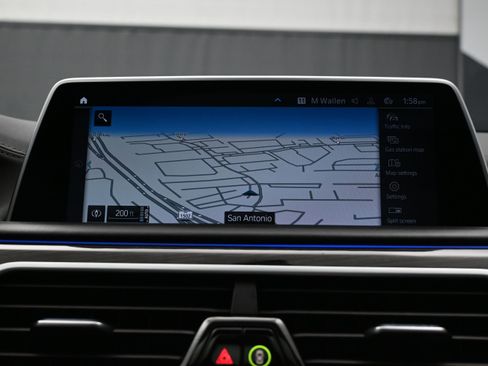 Used 2022 BMW 750i xDrive w/ Luxury Rear Seating Package AWD/4WD image 31