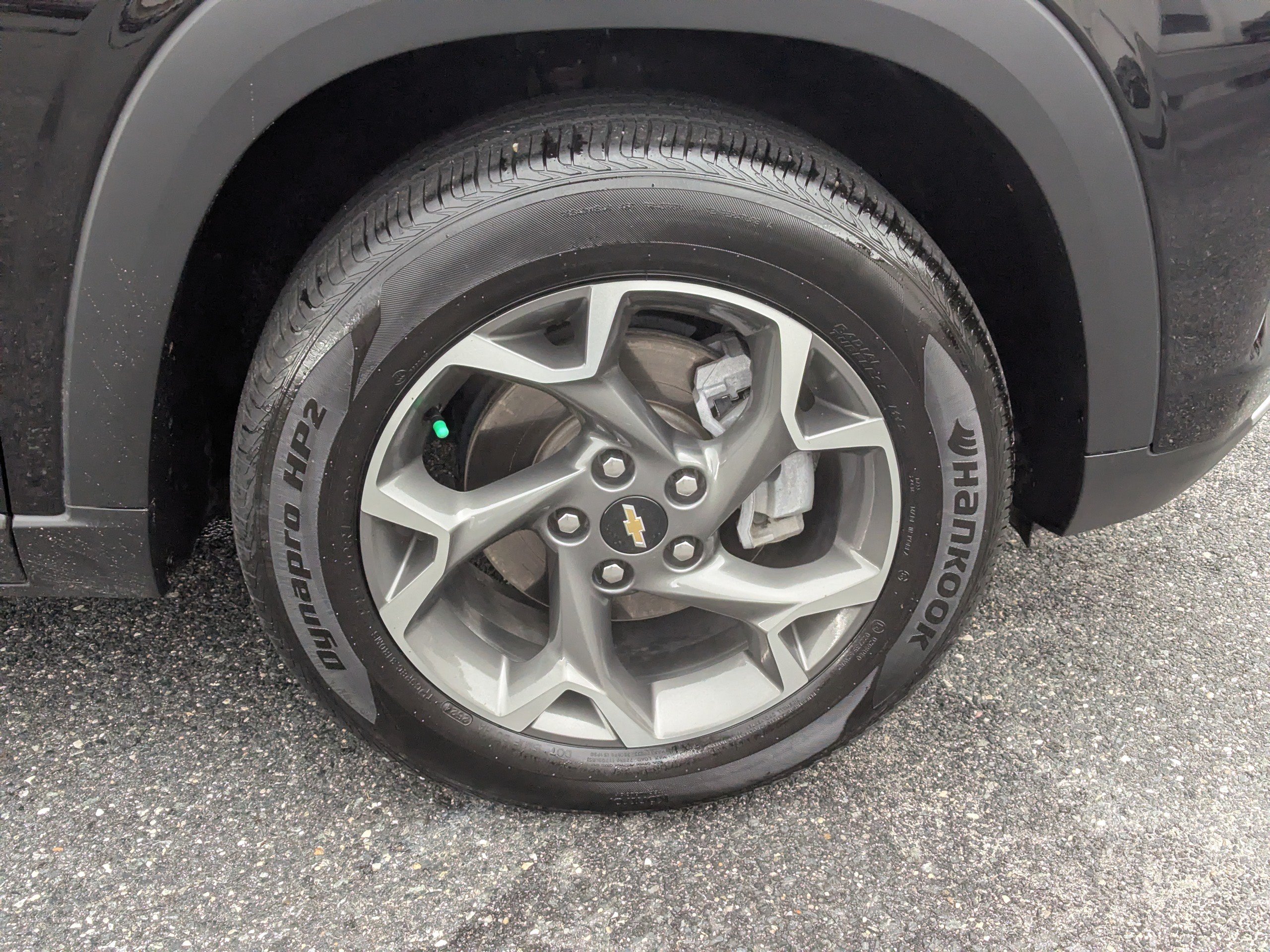 Used 2025 Chevrolet Trax LT FWD image 11