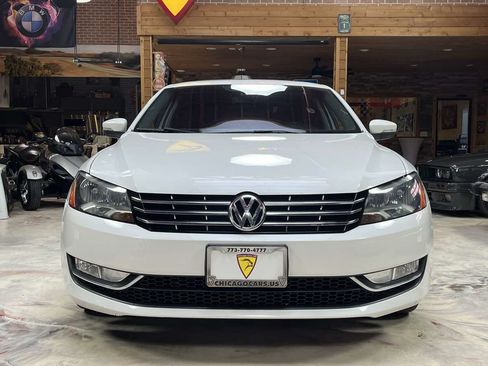 Used 2013 Volkswagen Passat 2.5 SEL Premium FWD image 3