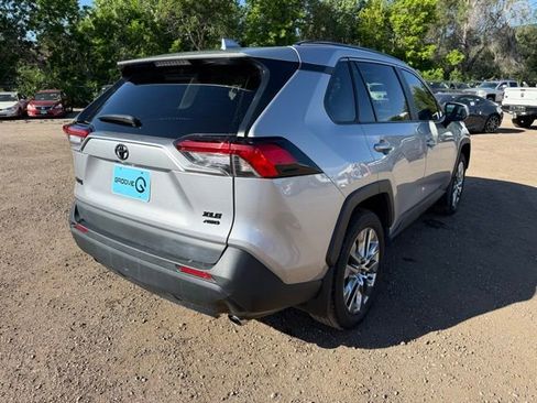 Used 2021 Toyota RAV4 XLE Premium AWD/4WD image 6