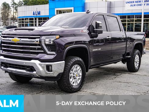 Used 2024 Chevrolet Silverado 2500 LTZ w/ LTZ Convenience Package image 5
