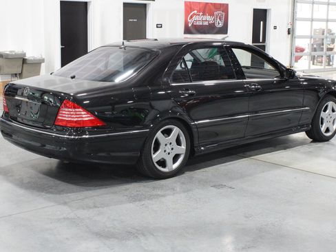 Used 2004 Mercedes-Benz S 500 image 4