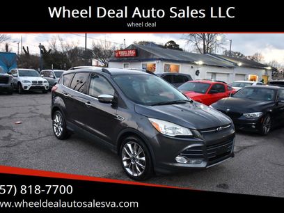 Used 2016 Ford Escape SE w/ SE Chrome Package
