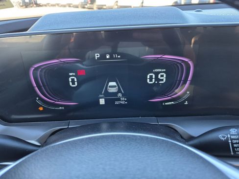 Used 2025 Kia Telluride S image 20