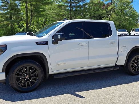 Certified 2023 GMC Sierra 1500 Elevation w/ Elevation Premium Package AWD/4WD image 5