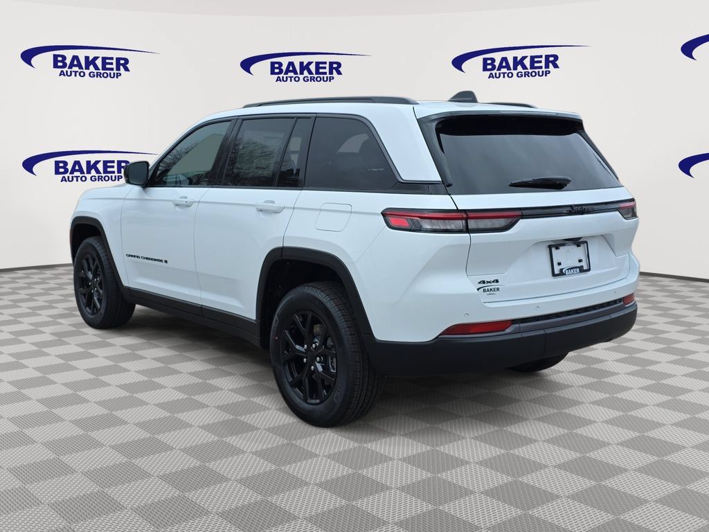 New 2026 Jeep Grand Cherokee Altitude AWD/4WD image 5