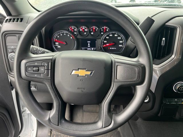 Used 2024 Chevrolet Silverado 1500 Custom RWD image 18