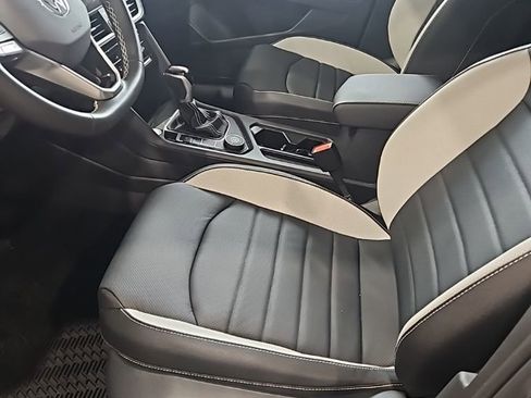 New 2026 Volkswagen Taos SEL AWD/4WD image 27