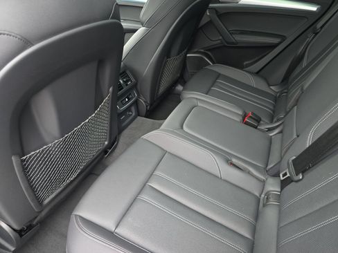 Used 2025 Audi Q5 2.0T Premium Plus AWD/4WD image 12