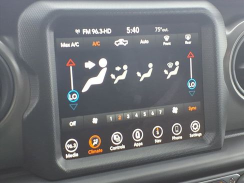Used 2022 Jeep Gladiator Sport AWD/4WD image 28