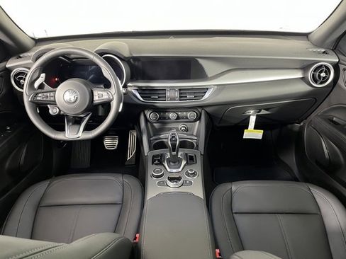 Used 2025 Alfa Romeo Stelvio Sprint w/ Convenience Package image 44