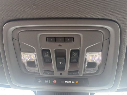 Used 2024 GMC Sierra 1500 Denali image 35