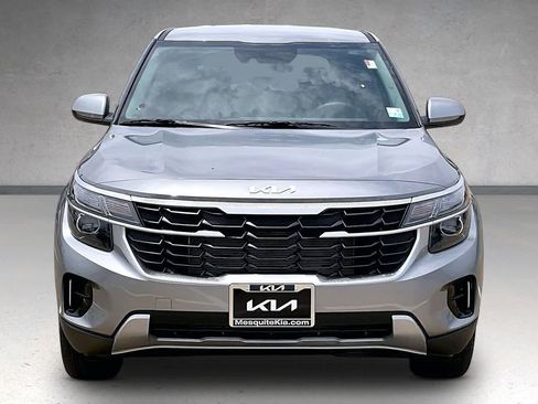 Certified 2026 Kia Seltos LX FWD image 6