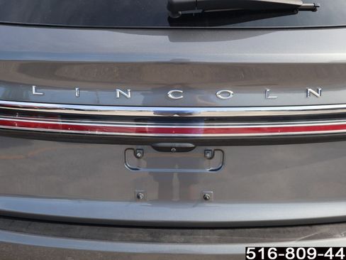 Used 2022 Lincoln Nautilus Reserve image 35