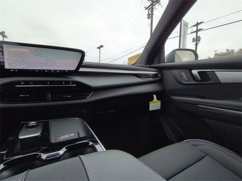 New 2026 Buick Enclave Preferred w/ Power Package image 3