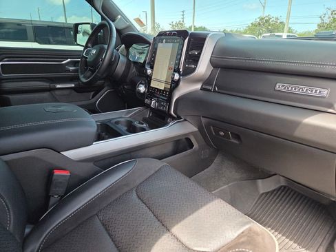 Used 2023 RAM 1500 Laramie RWD image 9