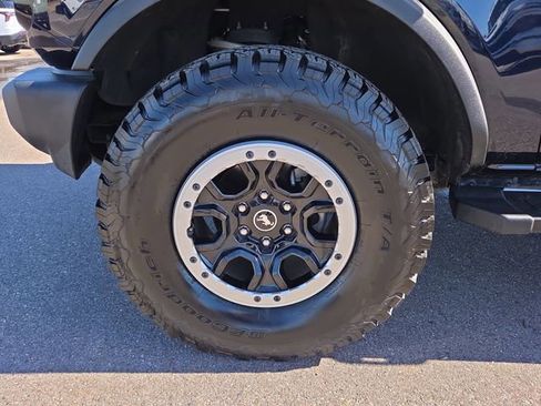 Used 2021 Ford Bronco Outer Banks w/ Sasquatch Package image 9