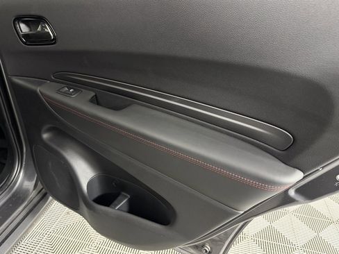 Used 2024 Dodge Durango GT image 33