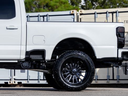 New 2025 Ford F250 Platinum image 24