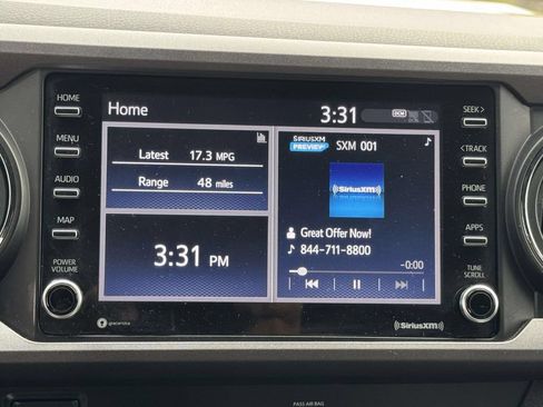 Used 2020 Toyota Tacoma TRD Sport AWD/4WD image 3