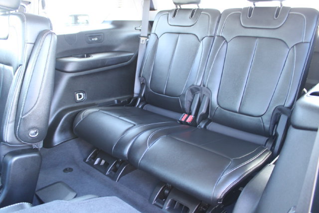 Used 2023 Jeep Grand Cherokee L Limited RWD image 40