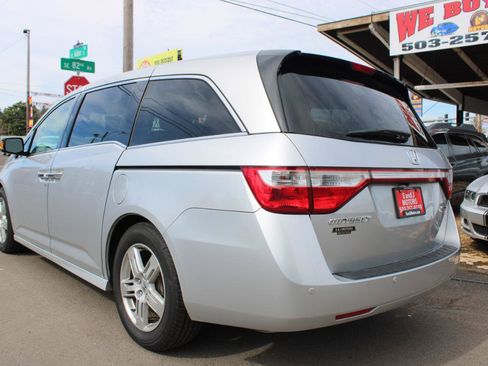 Used 2012 Honda Odyssey Touring Elite image 4