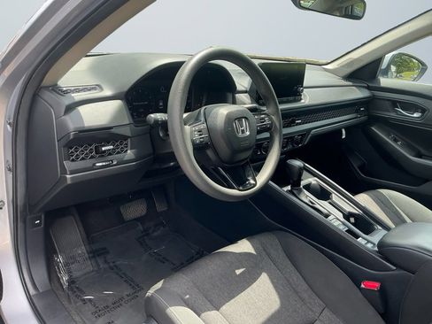 Used 2024 Honda Accord EX image 11