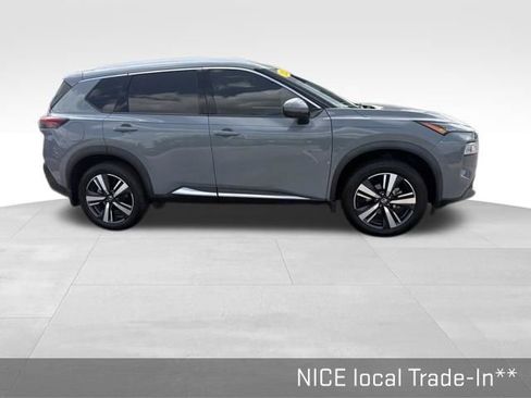 Used 2021 Nissan Rogue SL FWD image 17