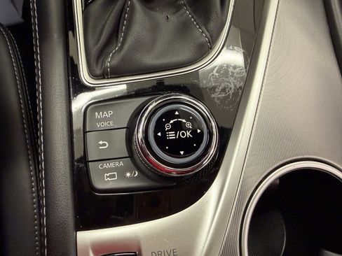 Used 2022 INFINITI Q60 3.0t Luxe w/ Essential Package image 27