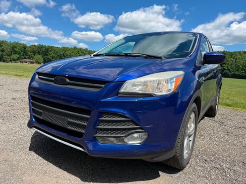 Used 2014 Ford Escape SE FWD image 1
