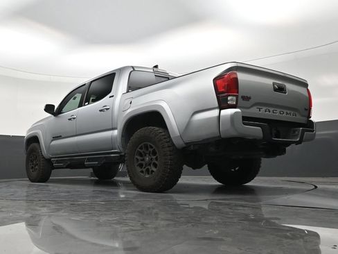 Used 2022 Toyota Tacoma SR5 w/ Technology Package RWD image 22