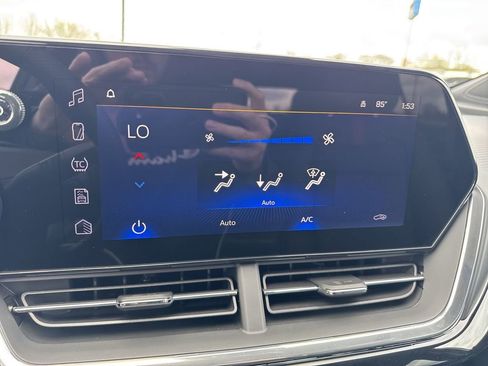 New 2026 Chevrolet Trax RS image 19