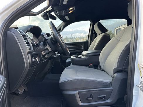 Used 2024 RAM 2500 Big Horn image 10