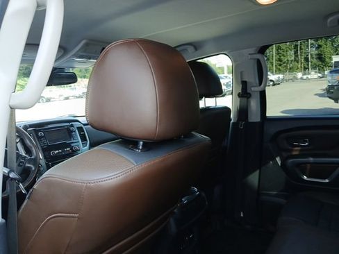 Used 2017 Nissan Titan Platinum Reserve AWD/4WD image 13
