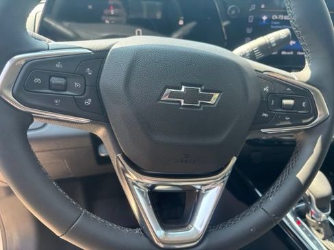 New 2026 Chevrolet Trax LT w/ Driver Confidence Package FWD image 21