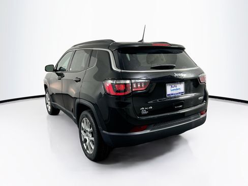 Used 2022 Jeep Compass Latitude AWD/4WD image 7