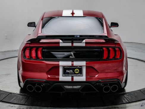 Used 2021 Ford Mustang Shelby GT500 w/ Carbon Fiber Handling Package RWD image 16