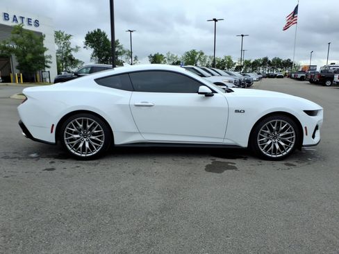Certified 2026 Ford Mustang GT Premium RWD image 2