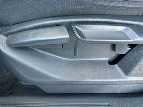 Used 2020 Volkswagen Tiguan S FWD image 13