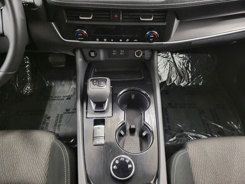 Certified 2025 Nissan Rogue SV AWD/4WD image 49