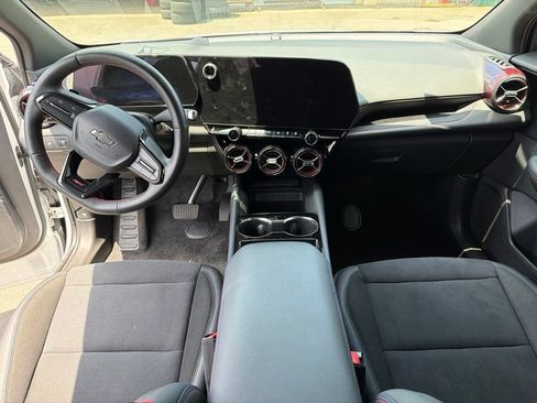 Used 2024 Chevrolet Blazer EV RS AWD/4WD image 9
