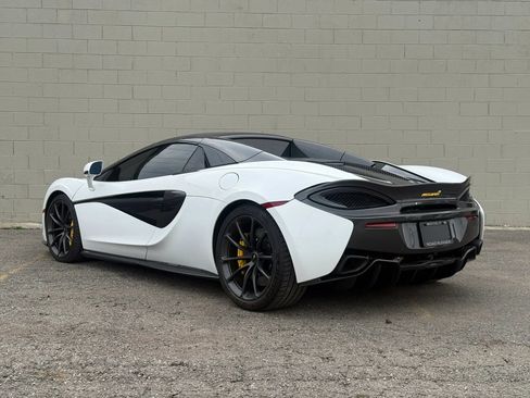 Used 2019 McLaren 570S Spider RWD image 10
