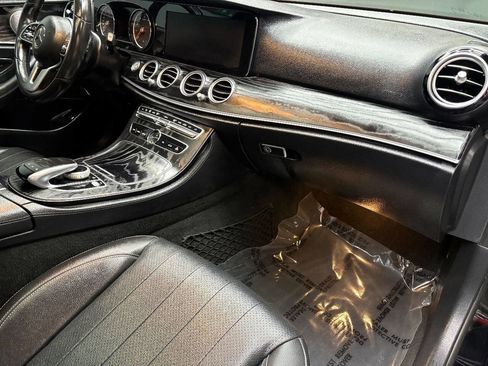 Used 2019 Mercedes-Benz E 300 E 300 image 54