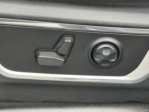 Certified 2021 RAM 1500 Laramie image 15