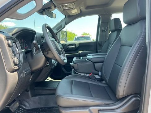 Used 2024 Chevrolet Silverado 2500 W/T w/ WT Fleet Convenience Package AWD/4WD image 3