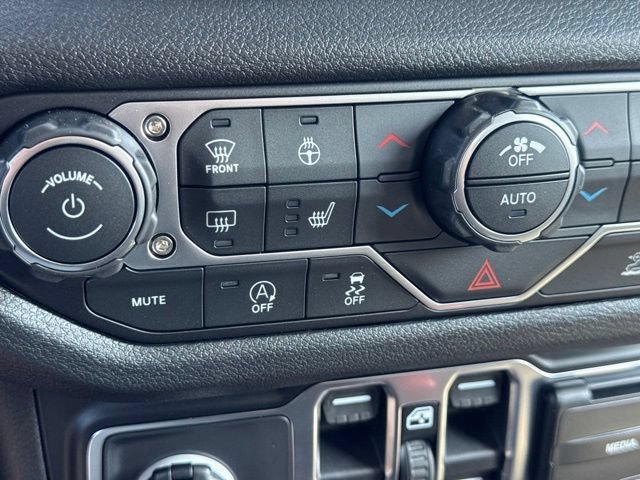 New 2026 Jeep Gladiator Sport AWD/4WD image 21