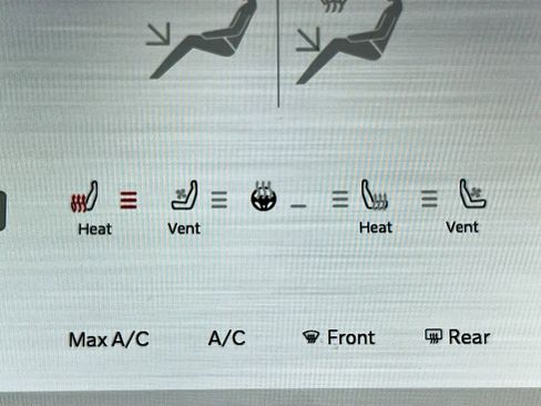 Used 2022 RAM 1500 Laramie w/ Sport Appearance Package image 20