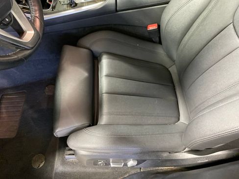 Used 2021 BMW X7 xDrive40i w/ Parking Assistance Package AWD/4WD image 11