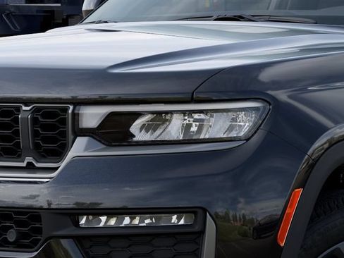 New 2026 Jeep Grand Cherokee L Limited AWD/4WD image 10