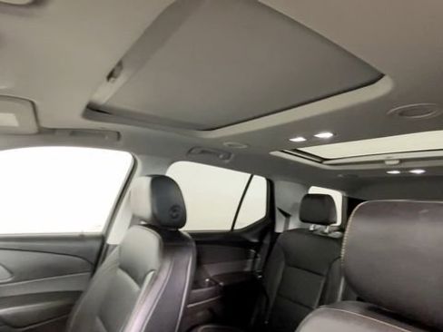 Used 2019 Chevrolet Traverse Premier w/ Redline Edition AWD/4WD image 22
